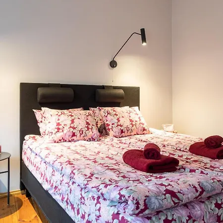 Apartment T9 Studio 250 M From Old Town Reval